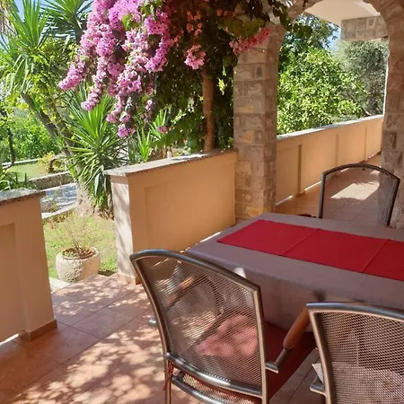 Davorka Apartament *