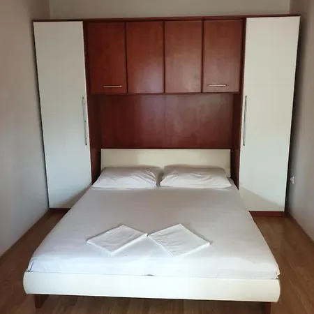 Davorka Apartament *